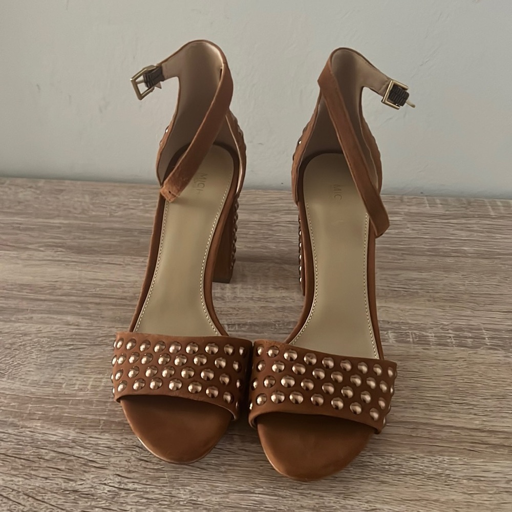 Michael Kors Tan Studded Heels (Size 8)